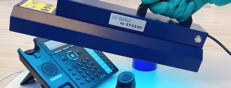 UV device for surface disinfection